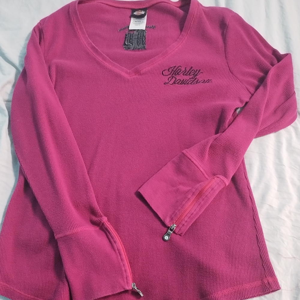 Harley-Davidson Fitted Pink Long Sleeve Top
